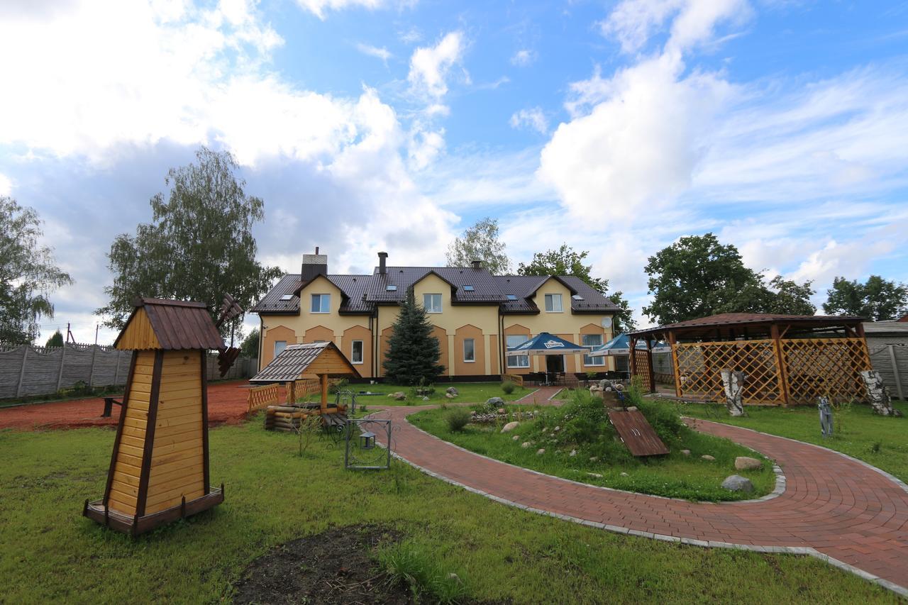 Gostinnyi Dvor Polotsk 外观 照片